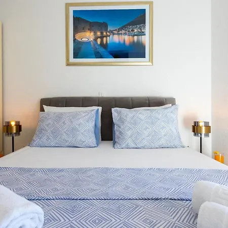 Rose Pool Comfort Appartement *