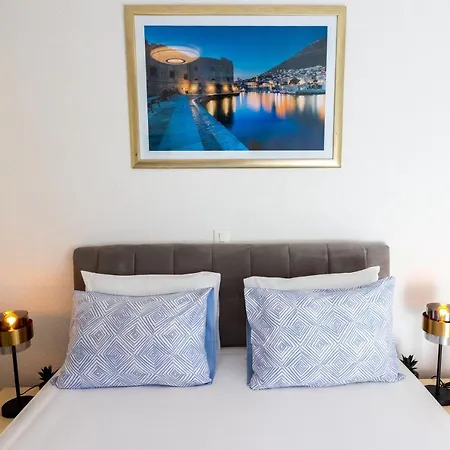 Rose Pool Comfort Dubrovnik